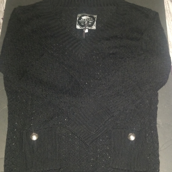 5 for $25 Woven Pullover M - Picture 2 of 8